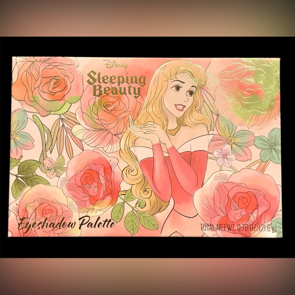 NWT•Disney Sleeping Beauty 12 color Eyeshadow Palette - Picture 1 of 6